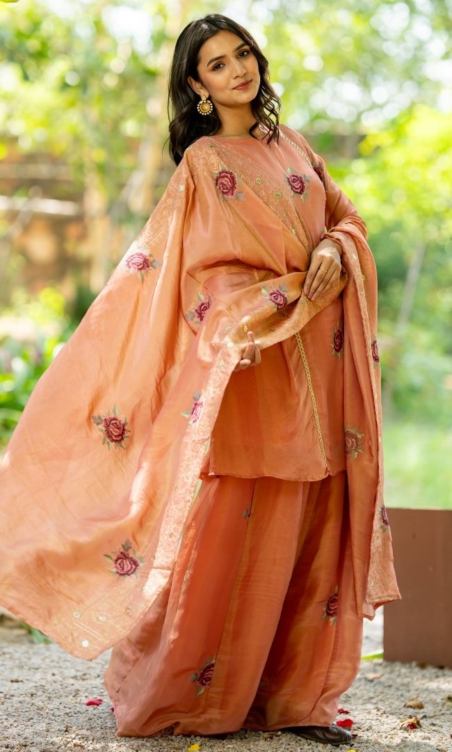 Gulrose Tissue Suit Set