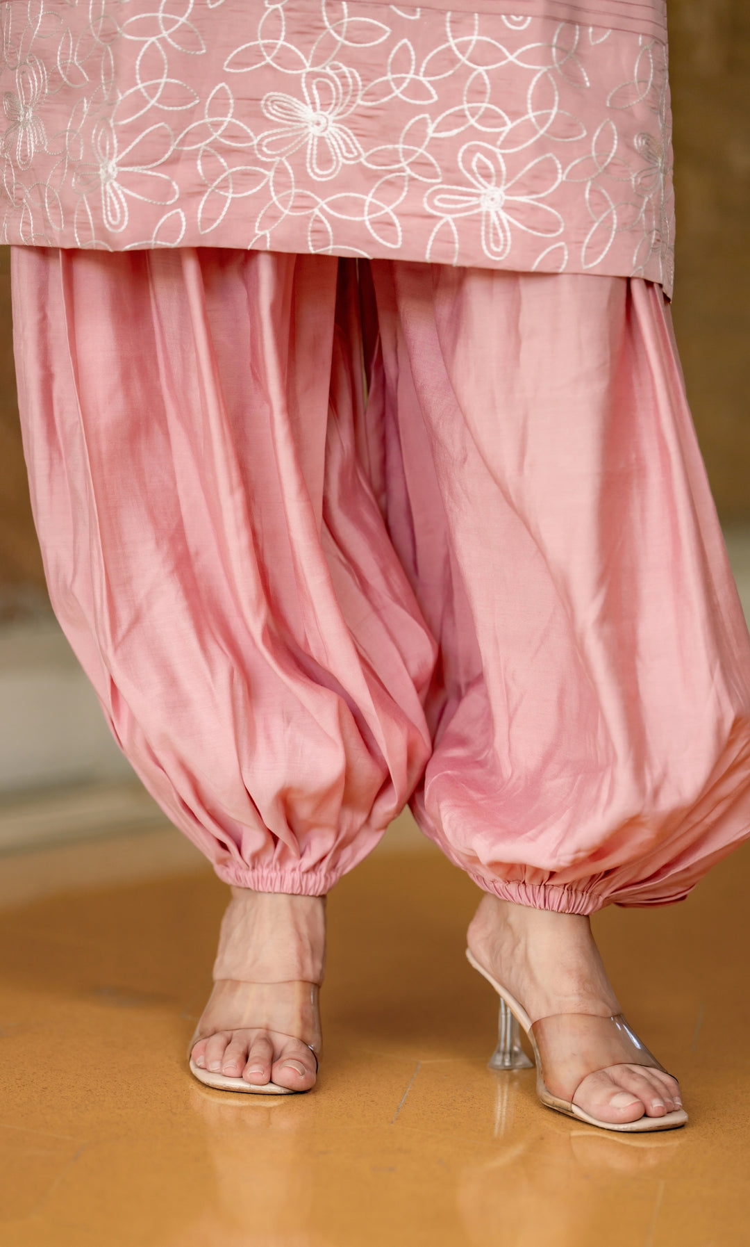Rosy Dove Embroidered Kurta Co-ord Set