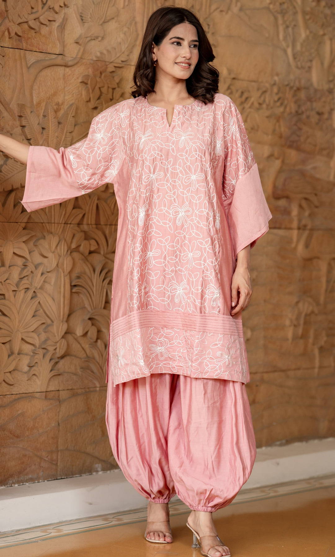 Rosy Dove Embroidered Kurta Co-ord Set