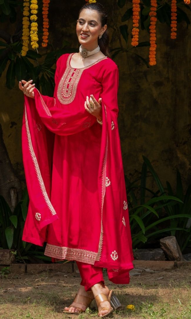 Rosveen Pink Suit Set
