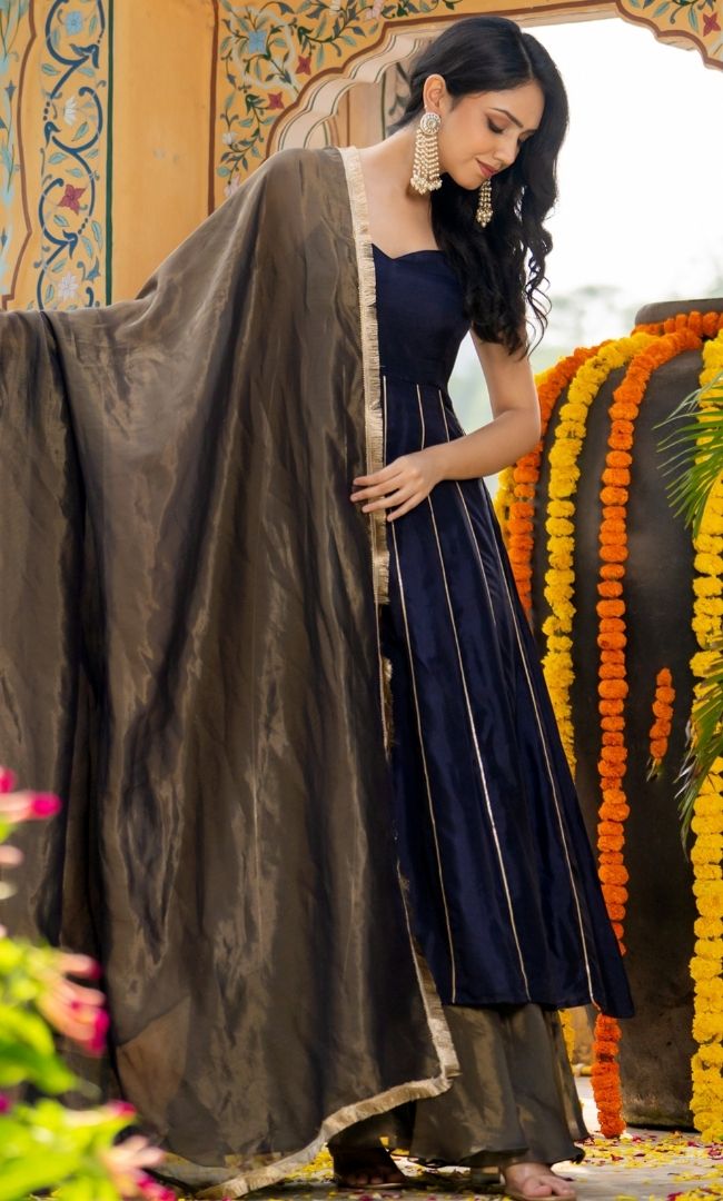 Dark Lavender Kurta With Tissue Skirt Set