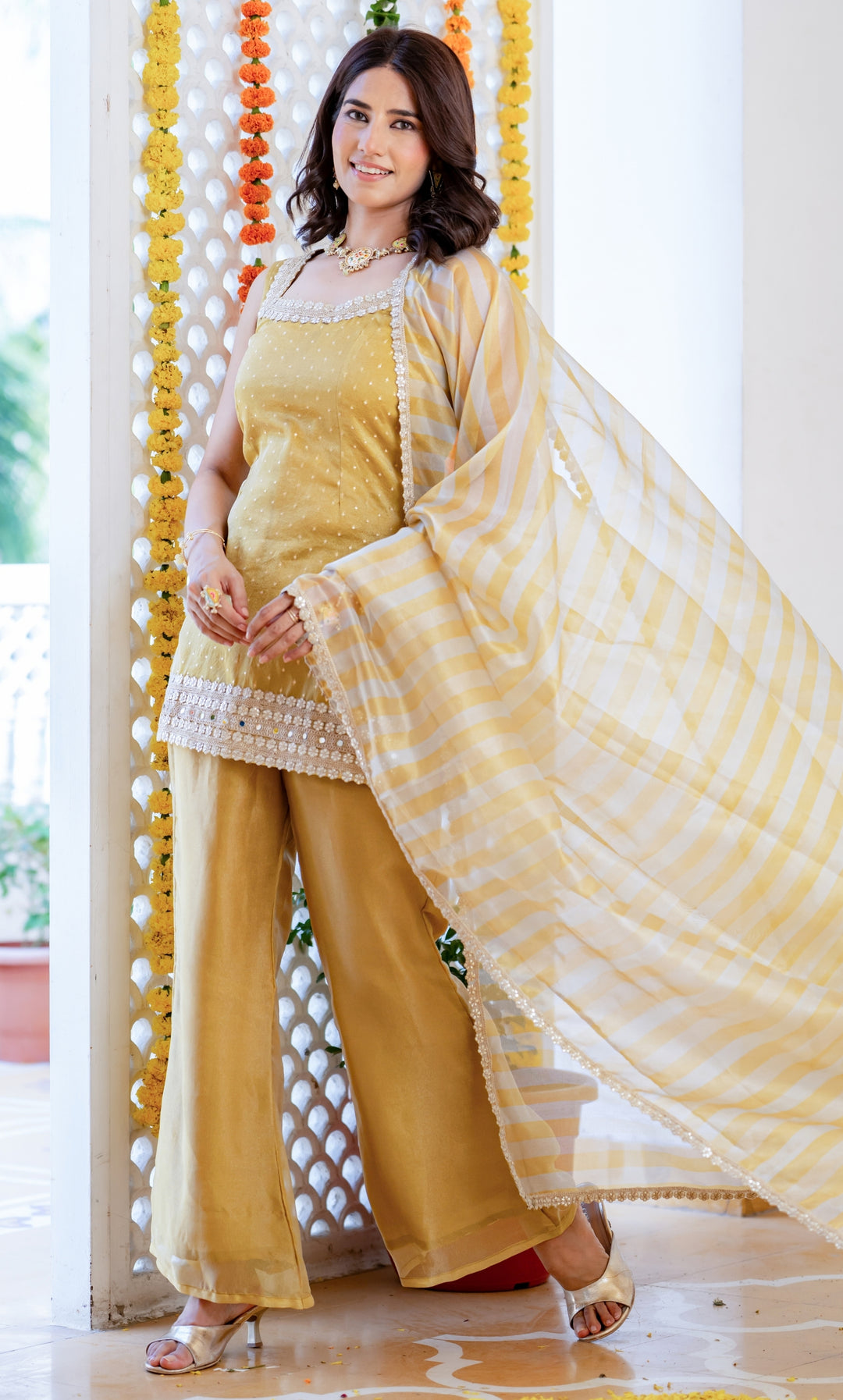 Zariya Yellow Suit Set