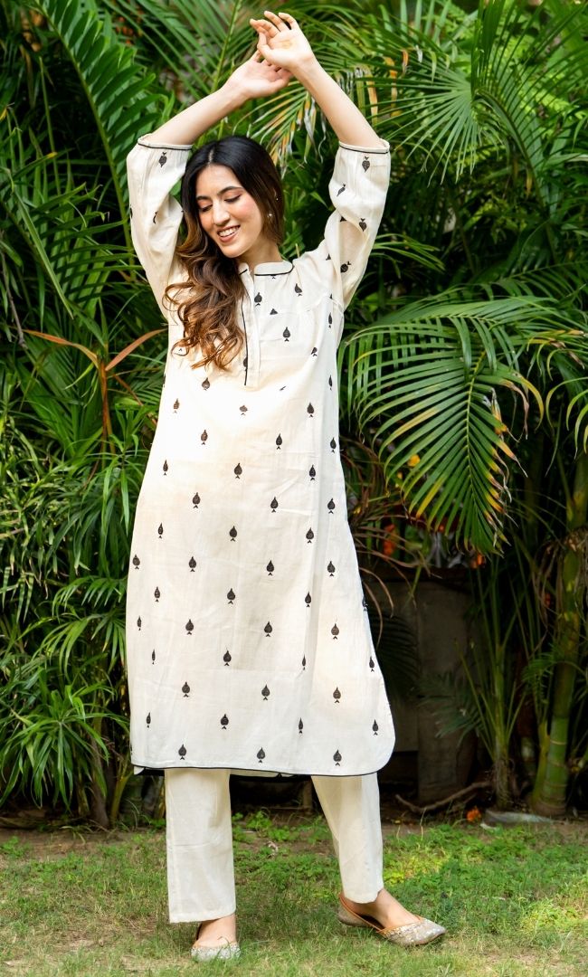 Pikes Spades Cotton Kurta Set