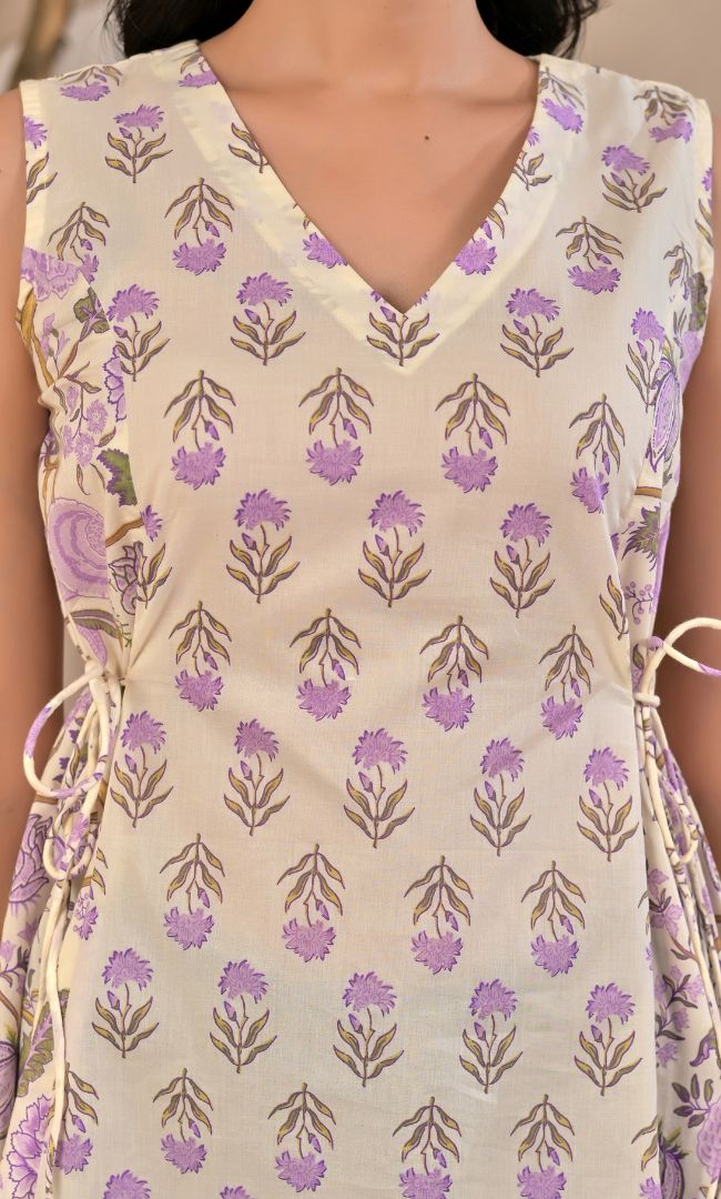 Flora Tie-Up Sleeveless Kurti