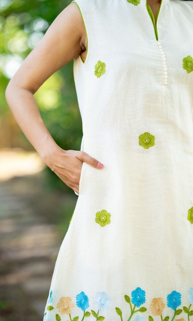 Siya Embroidered Cotton Kurta Set