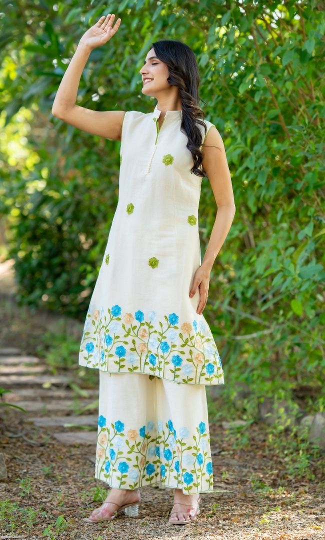 Siya Embroidered Cotton Kurta Set
