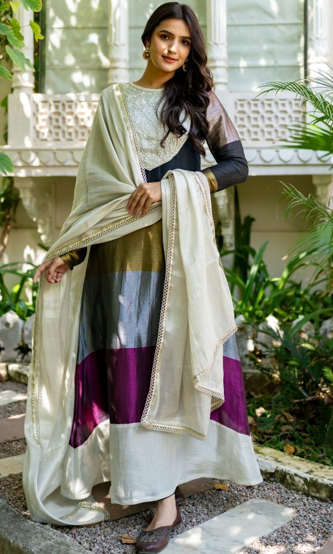 Noorika Black Anarkali Set