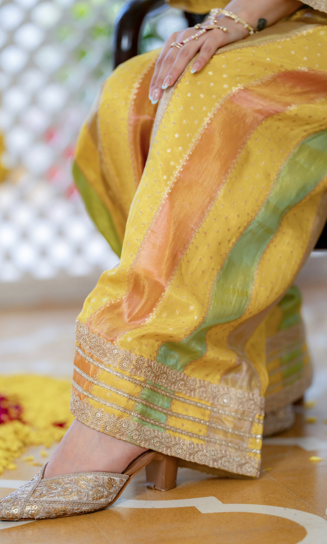 Meerab Yellow Farsi Set