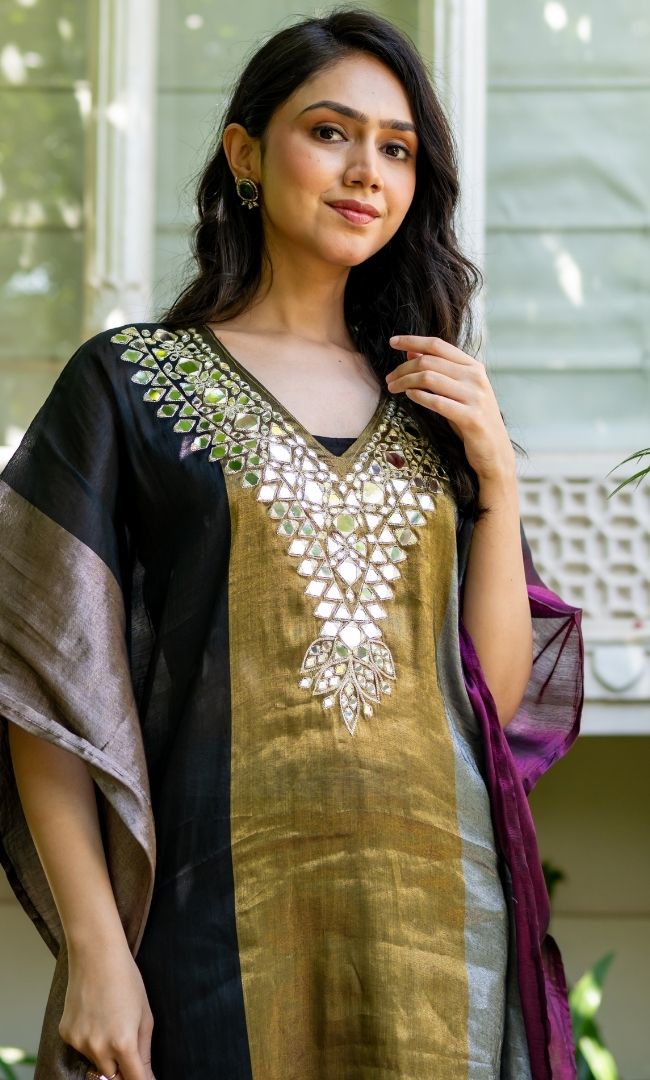 Zariya Sheen Black Kaftan Set