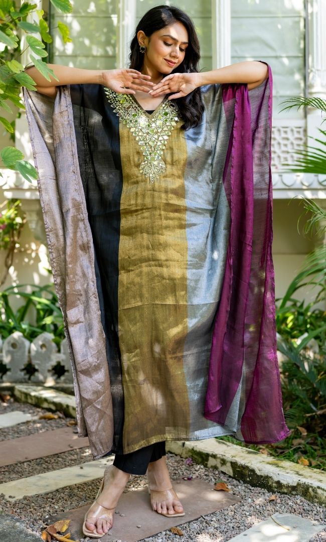 Zariya Sheen Black Kaftan Set