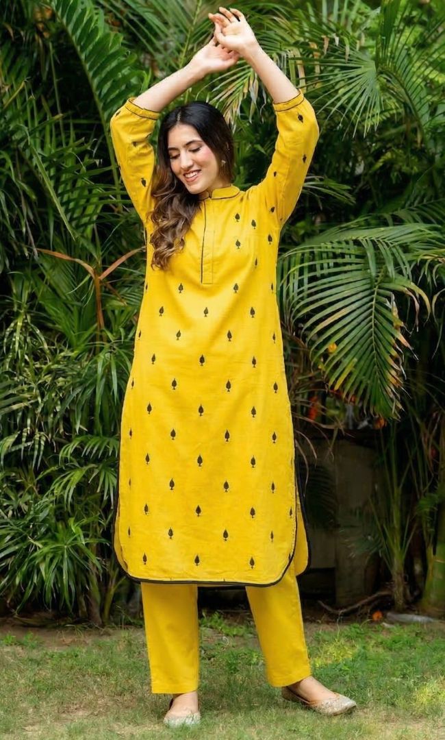 Yellow Pikes Spades Cotton Kurta Set