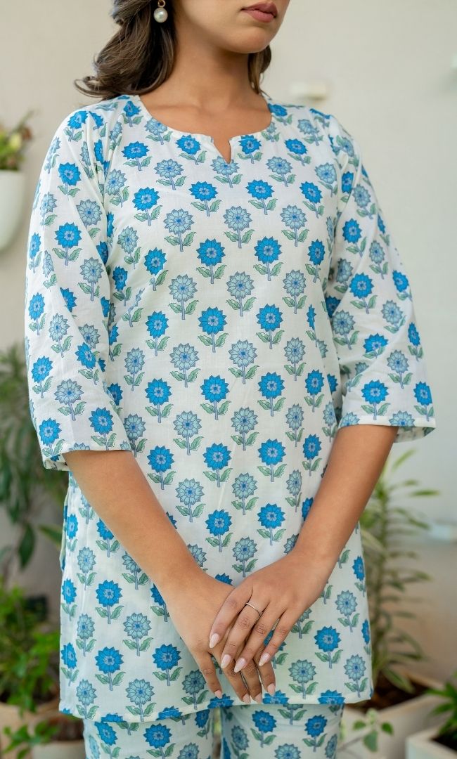 Floral Motif White Base Rozana Set