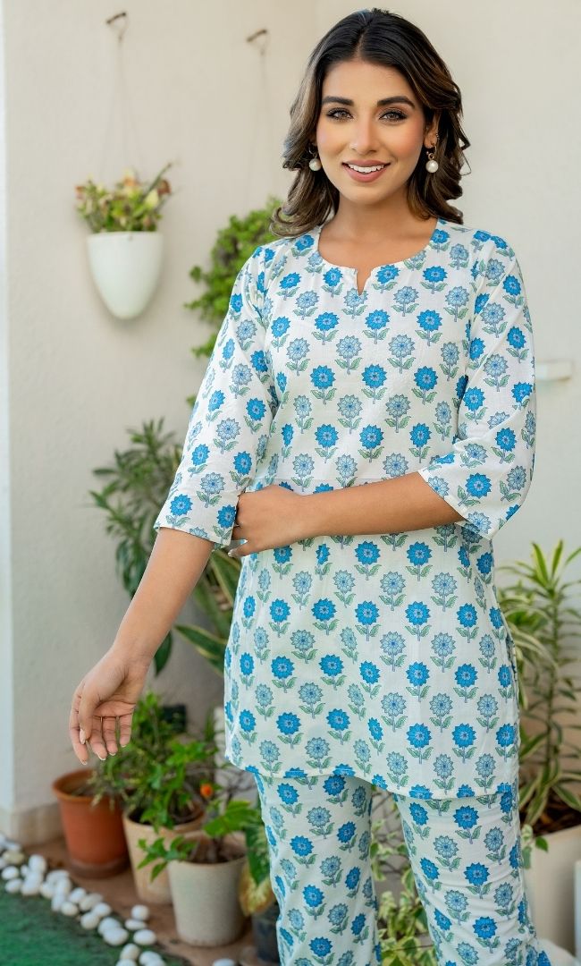 Floral Motif White Base Rozana Set