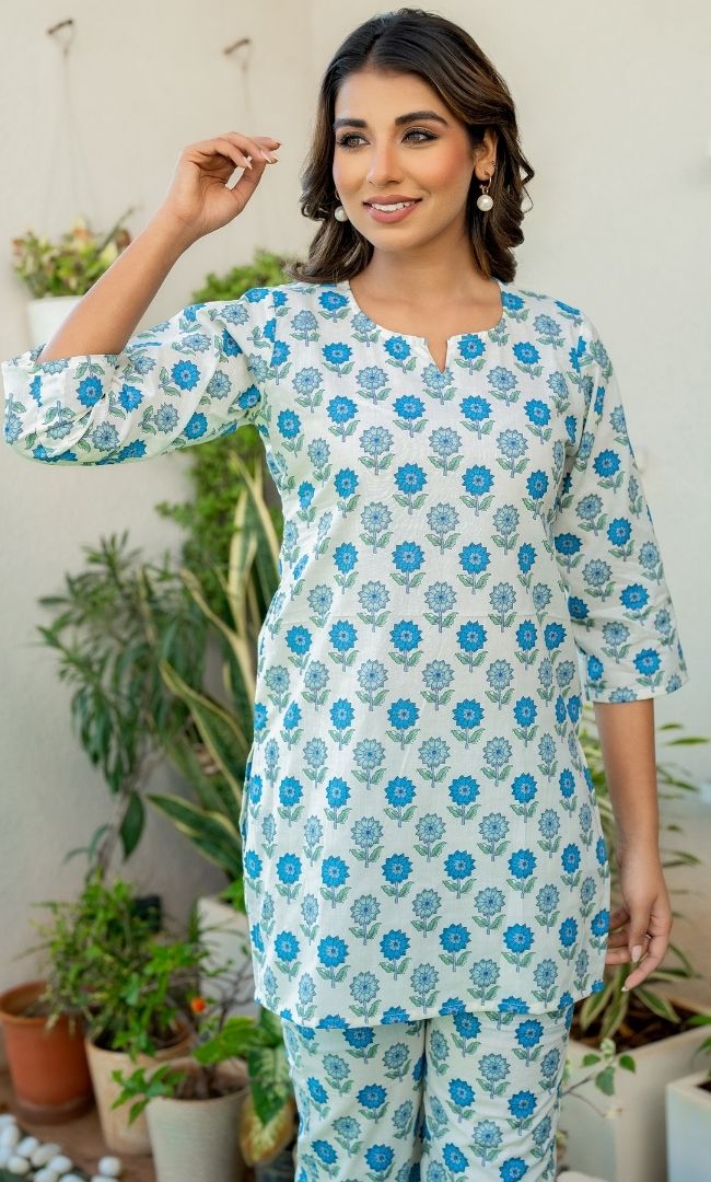 Floral Motif White Base Rozana Set