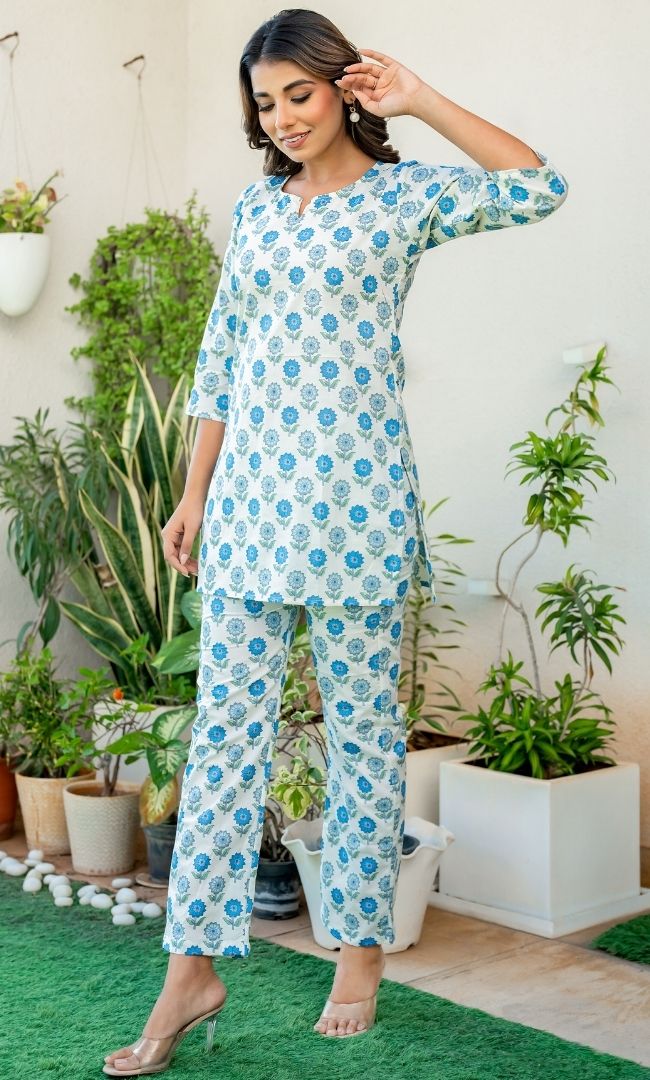 Floral Motif White Base Rozana Set