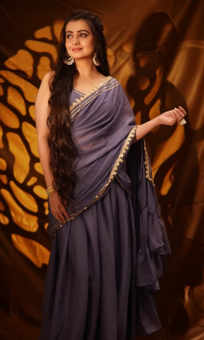 Wisteria Purple Pre-Draped Saree
