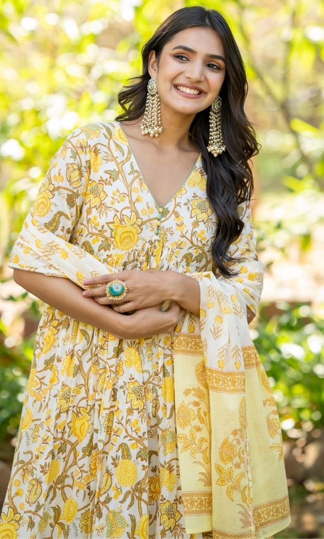 Bell Butta Aanarkali Set