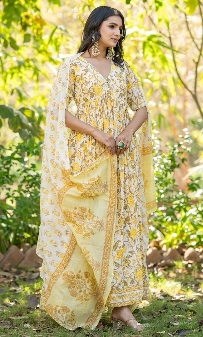 Bell Butta Aanarkali Set