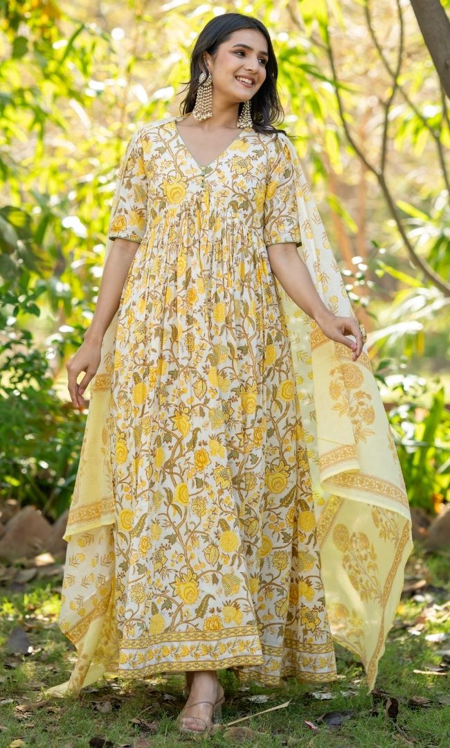 Bell Butta Aanarkali Set