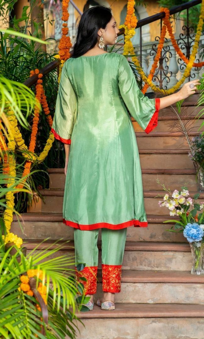 Jashn Green Kurta Set