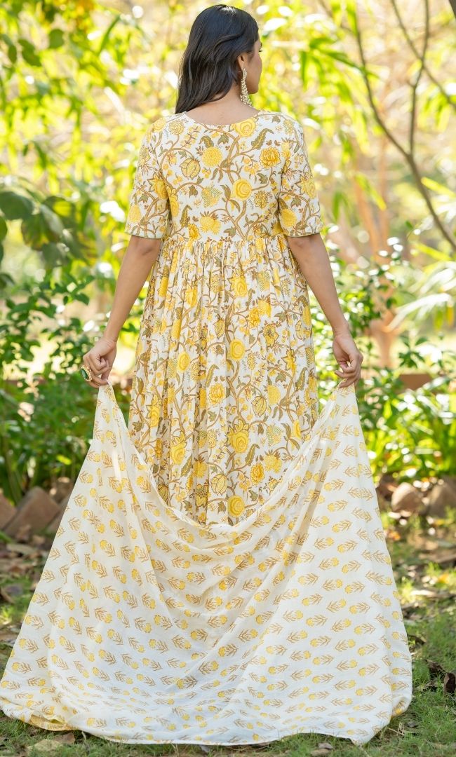 Bell Butta Aanarkali Set