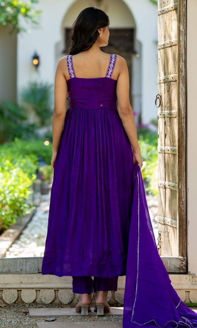 Begani Noor Anarkali Set