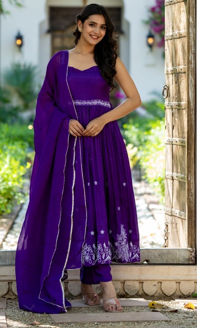 Begani Noor Anarkali Set