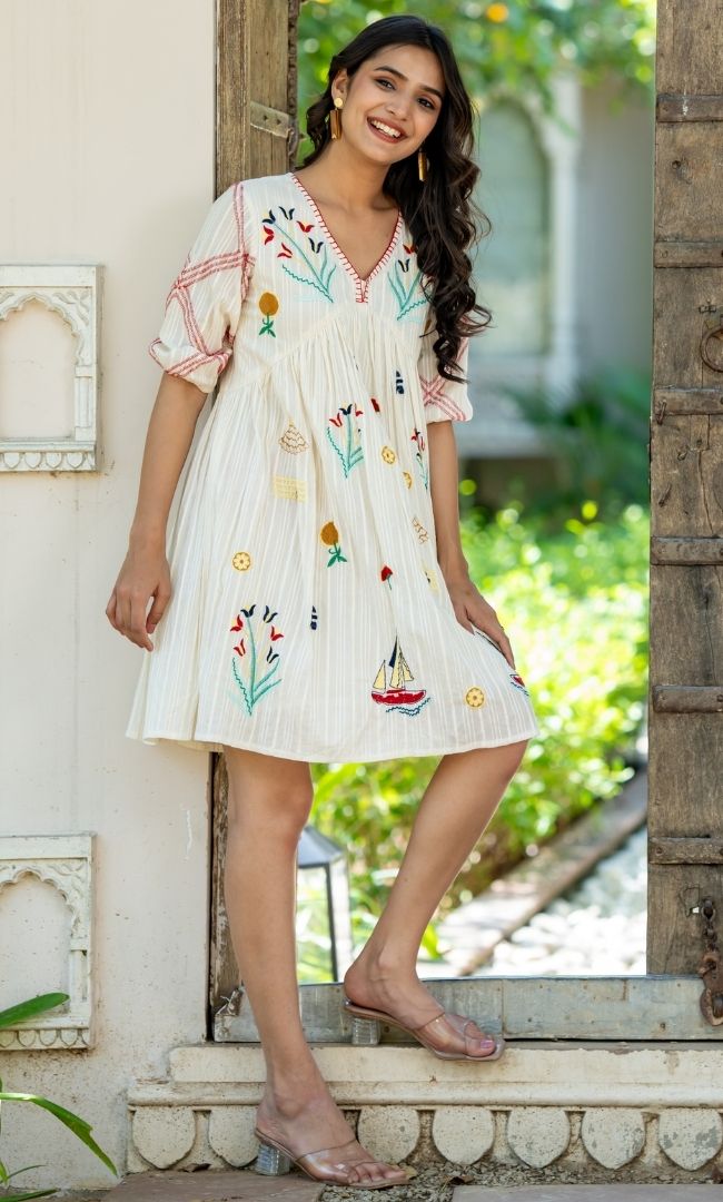 Valley White Cotton Dress