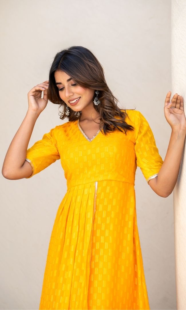Dhanshree Lurex Kurta Set
