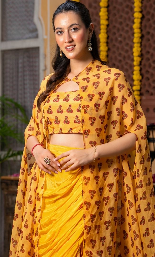 Veyora Yellow Skirt Set