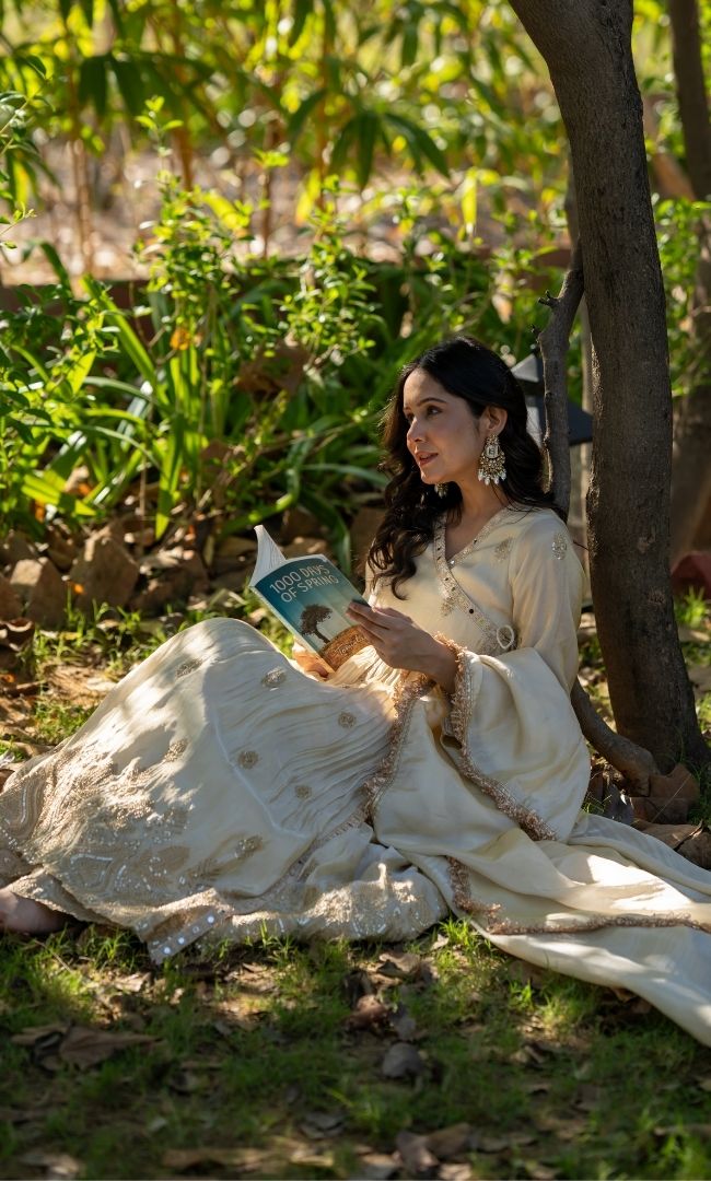 Riwaayat Ivory Tissue Angrakha Set