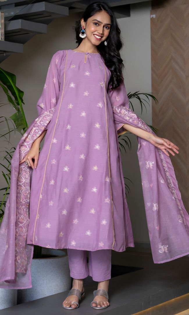 Zehra Lavender Kurta Set