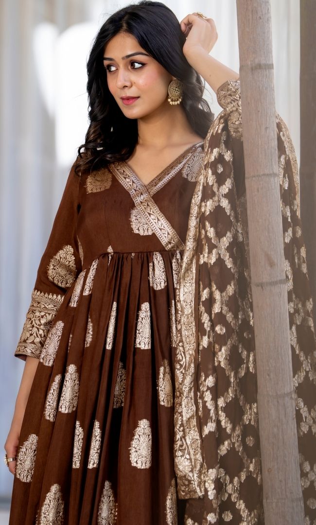 Shahi Angrakha Set