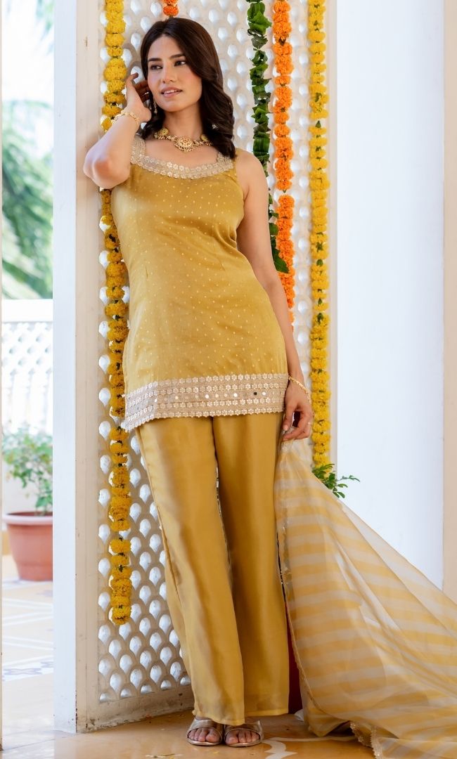 Zariya Yellow Suit Set