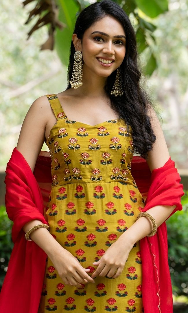 Harvika Green Suit Set