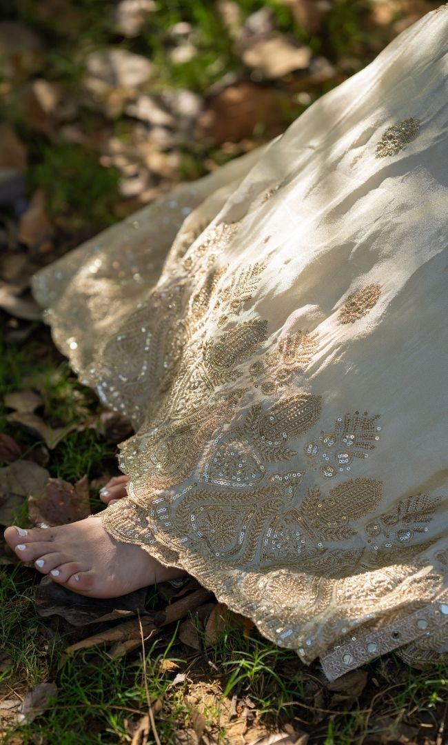 Riwaayat Ivory Tissue Angrakha Set