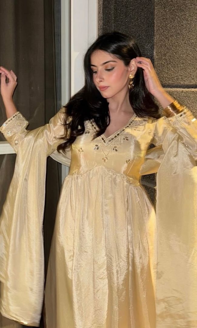 Pearl Ivory Tissue Suit Set
