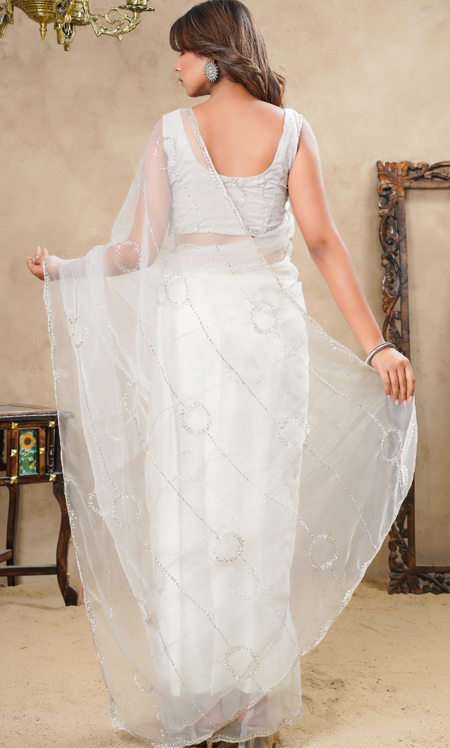 Grey Cutdana Zigzag Circular Stones Work Saree
