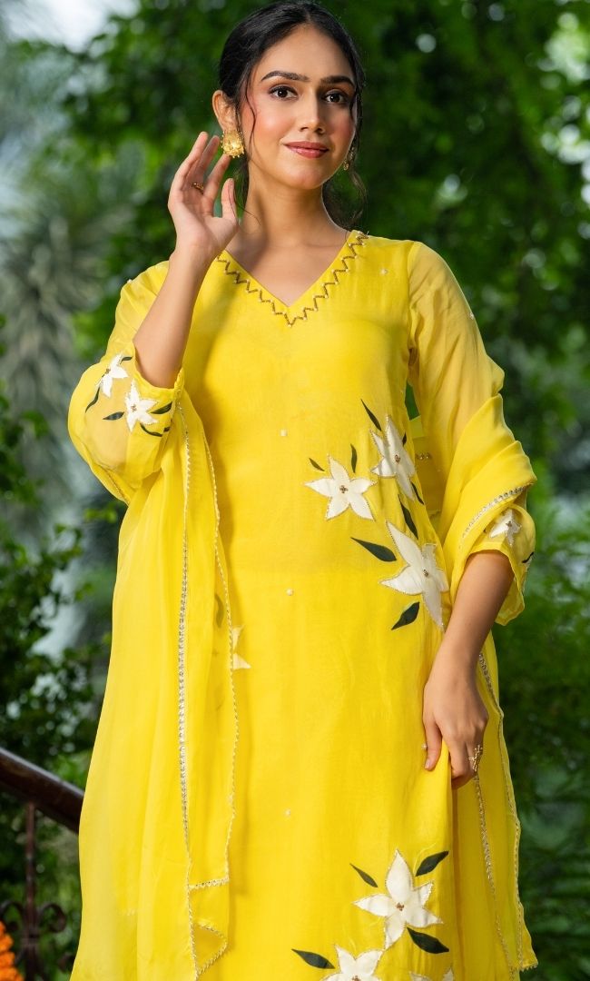 Solya Handpainted Suit Set