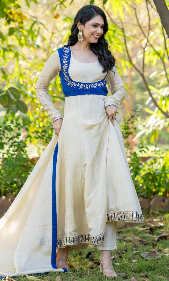 Neel Taskeen Anarkali Set