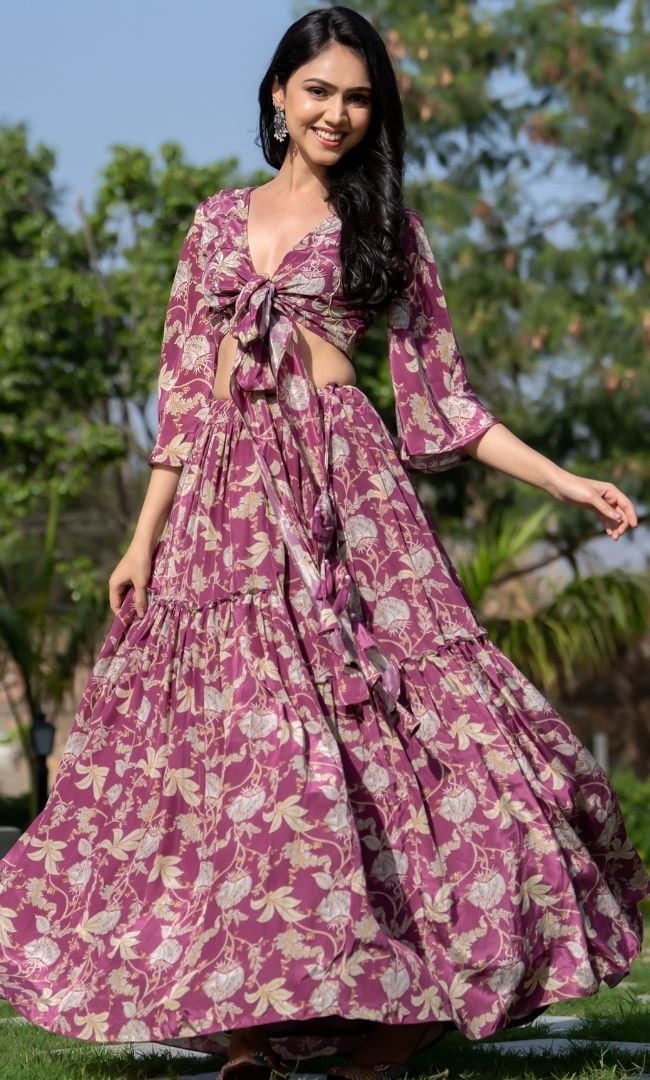 Valentiene Crop Top With Skirt
