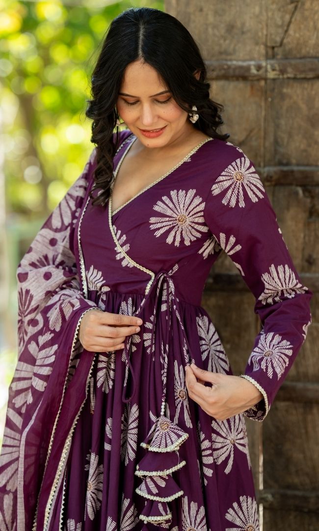 Lazy Daisy Angrakha Set