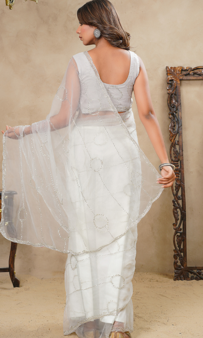 Zigzag Cutdana Lines and Circular Pattern With Stones Saree