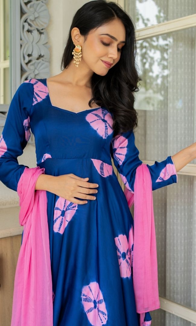 Neel Tara Anarkali Set