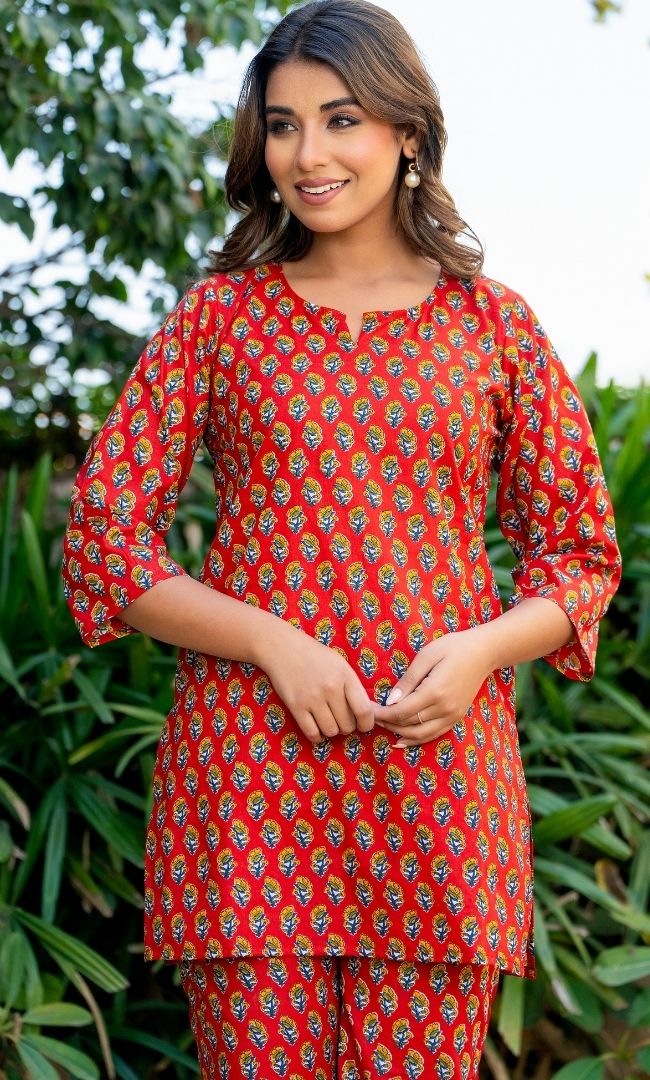 Motif Red Base Rozana Set
