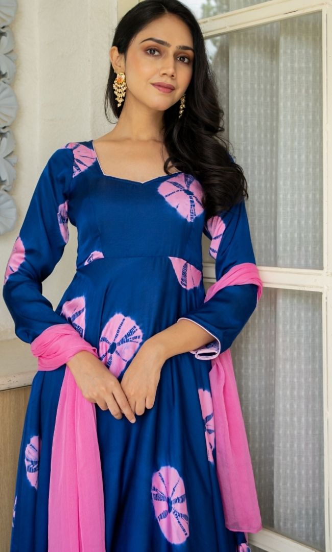 Neel Tara Anarkali Set