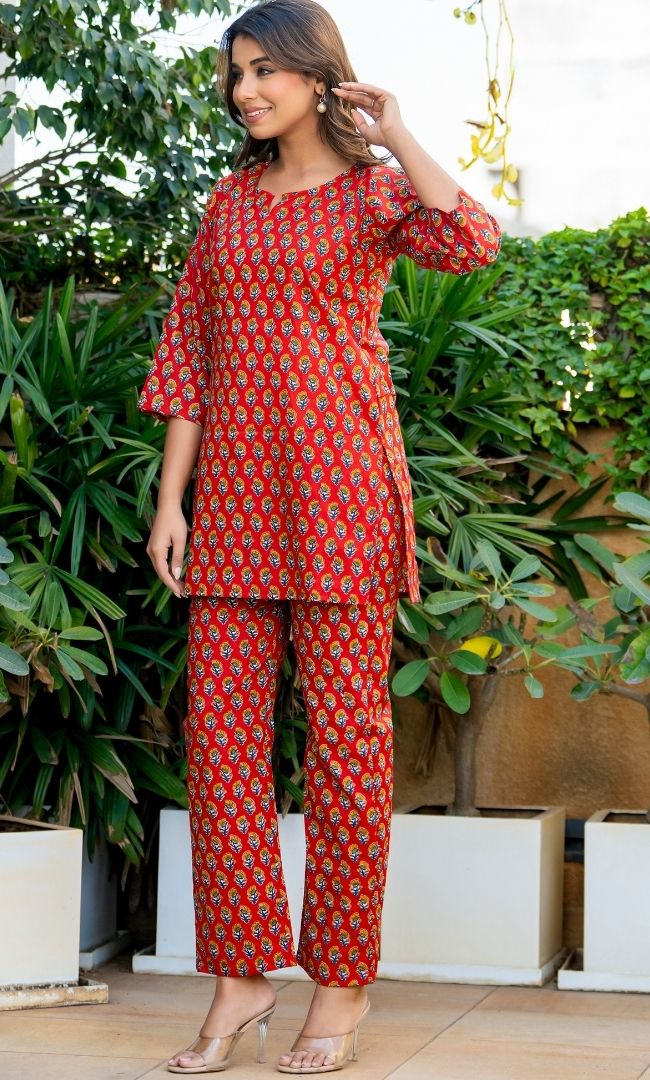 Motif Red Base Rozana Set