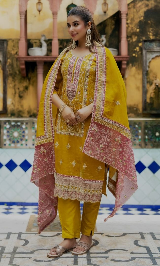 Sabzaar Green Suit Set