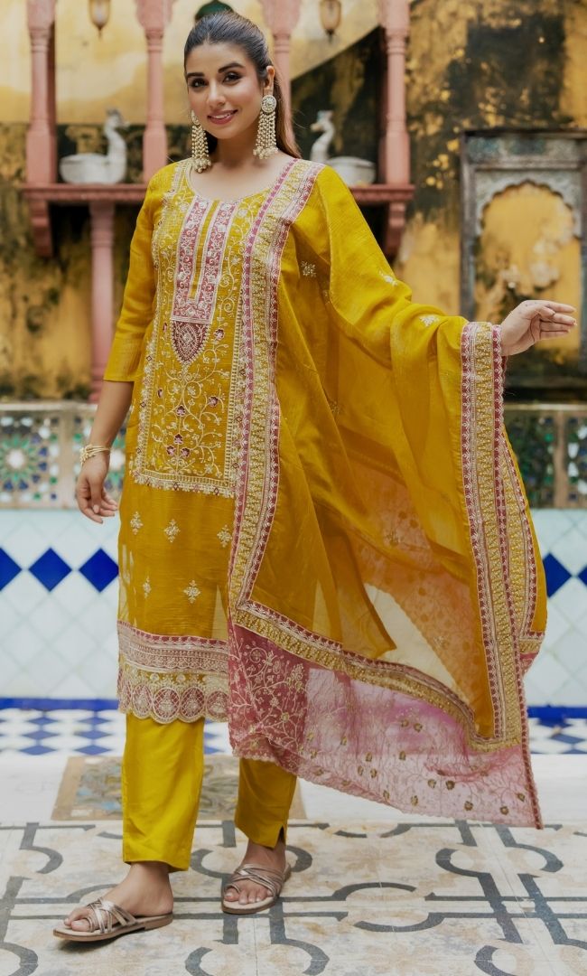 Sabzaar Green Suit Set
