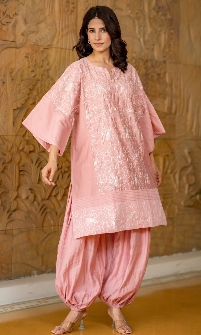 Rosy Dove Embroidered Kurta Co-ord Set